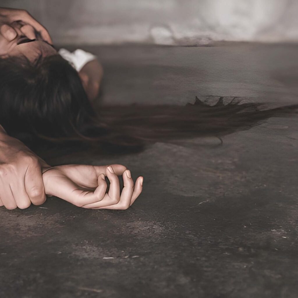 A man Focefully physically abusing woman